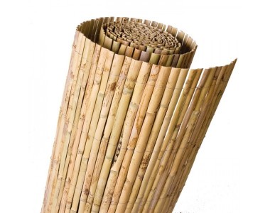 Hurdle of half natural cane